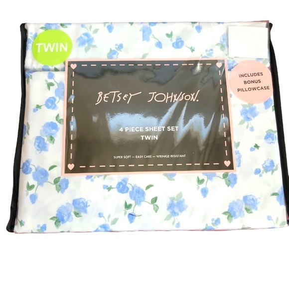 Betsey Johnson Other - Betsey Johnson Blue Rosebud Rose Microfiber 4 Piece TWIN Sheet Set